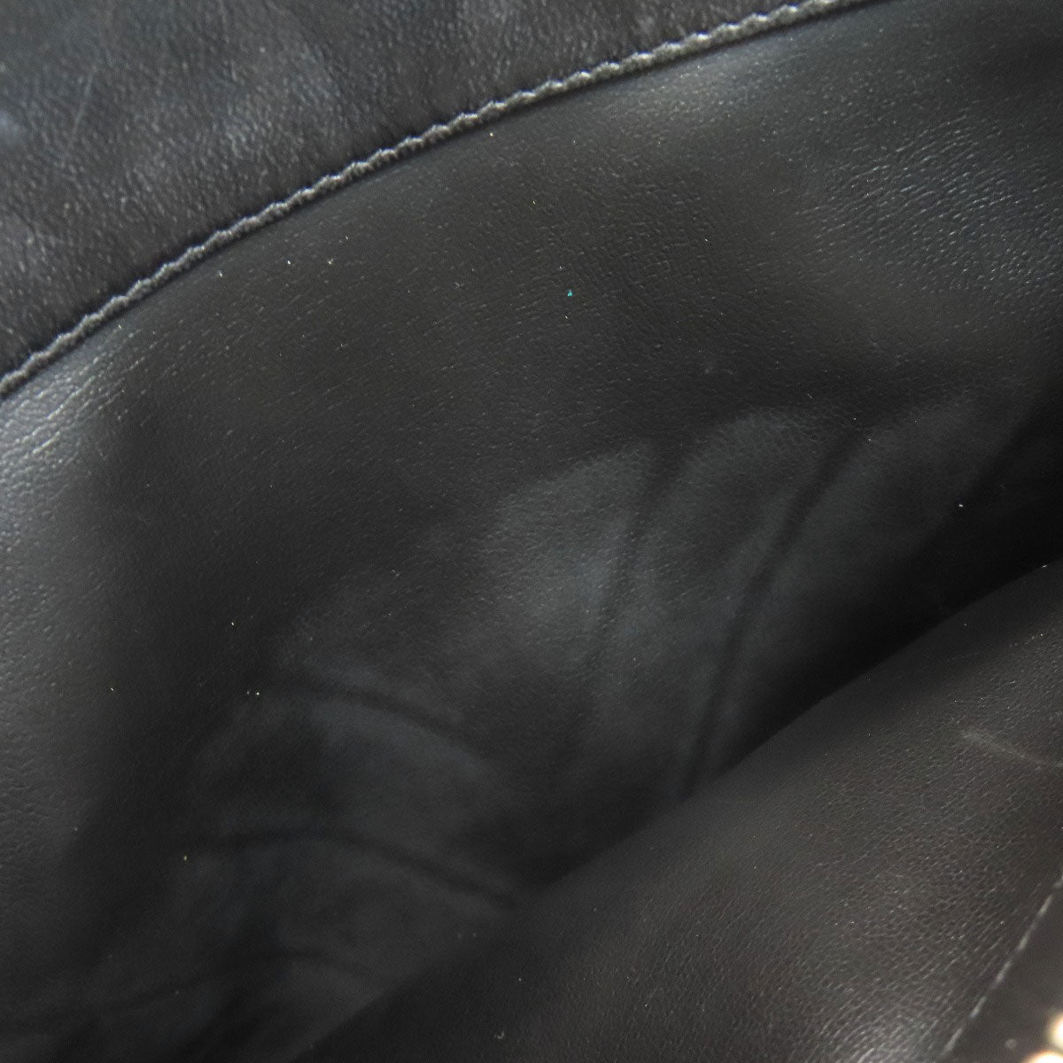 CHANEL V-stitch GoldHardware Handbag Lambskin Ladies [Used]