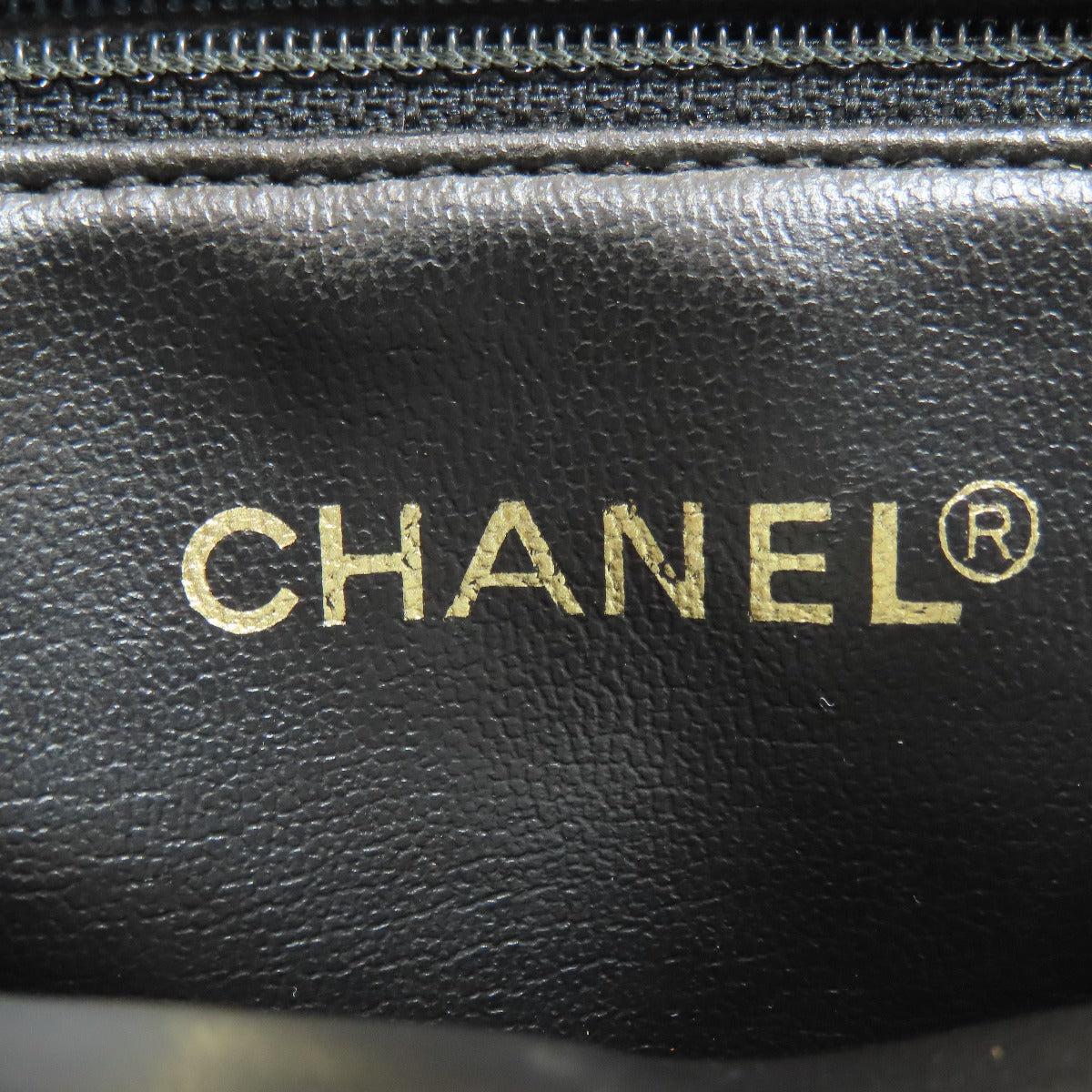 CHANEL V-stitch GoldHardware Handbag Lambskin Ladies [Used]