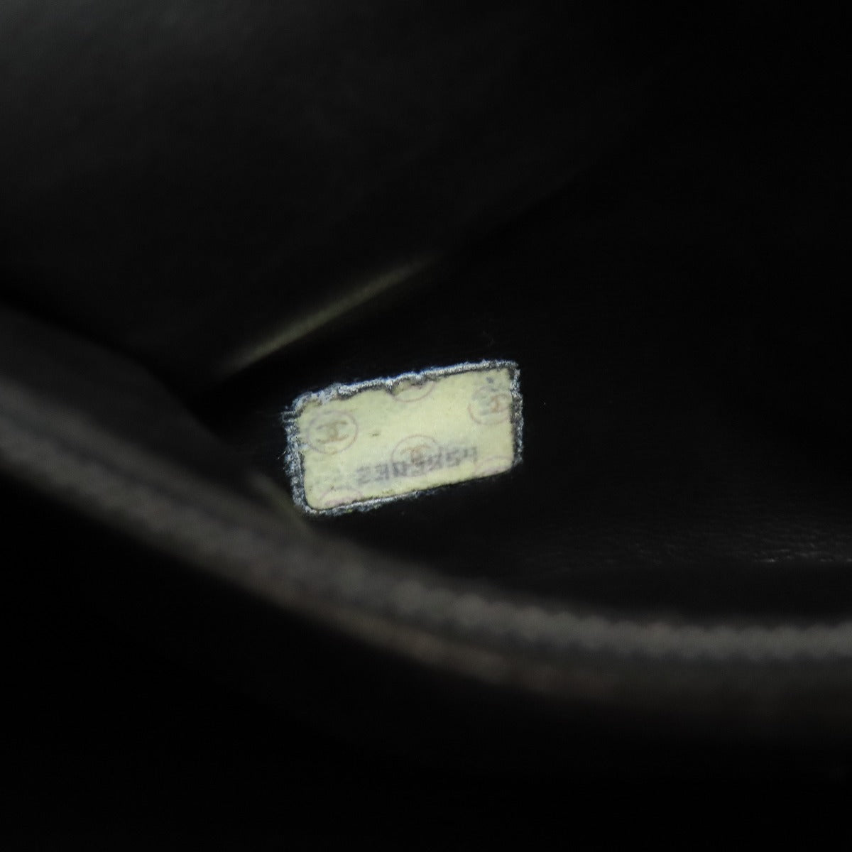 CHANEL V-stitch GoldHardware Handbag Lambskin Ladies [Used]