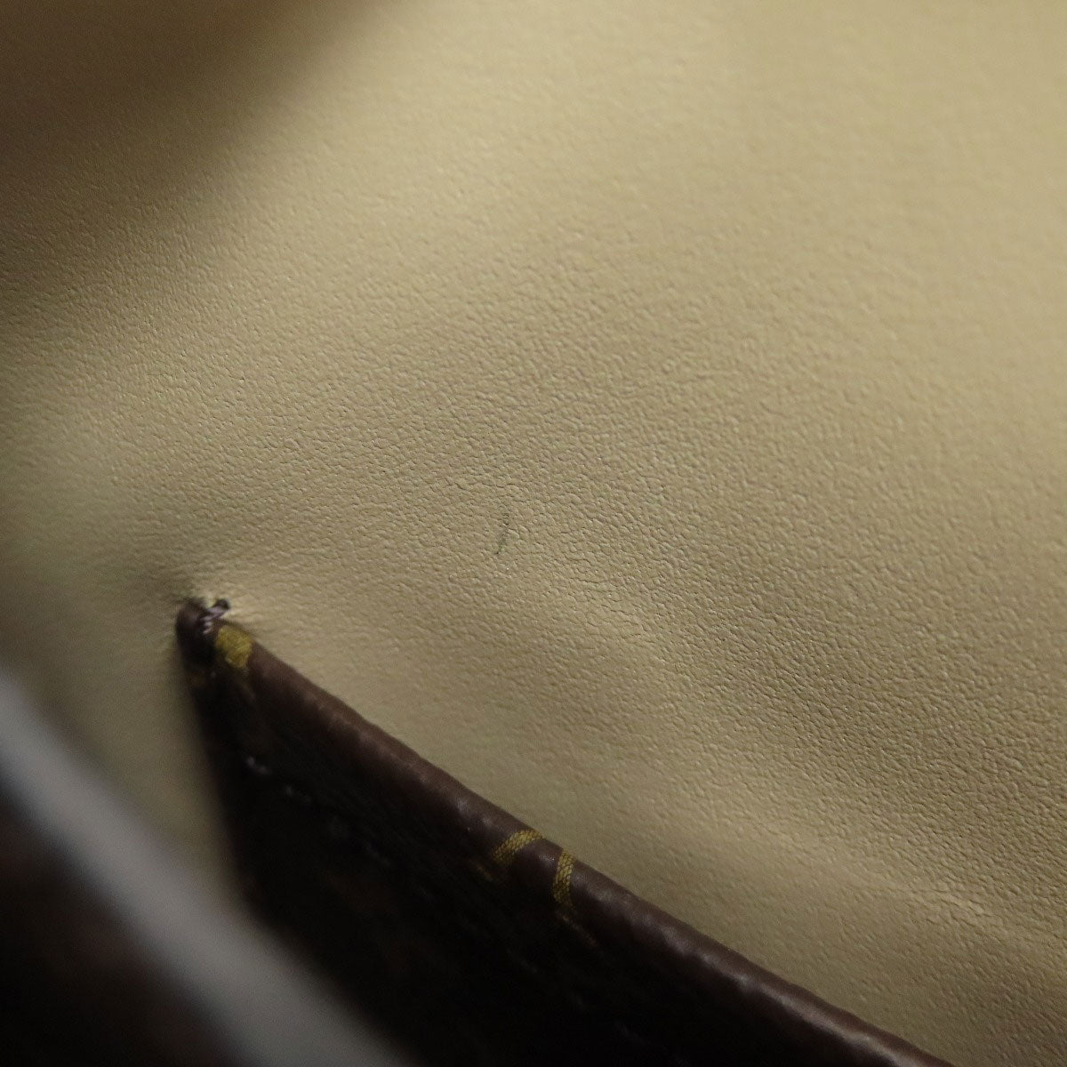 LOUIS VUITTON M43596 Trunk clutch Shoulder Bag Monogram reverse Ladies [Used]