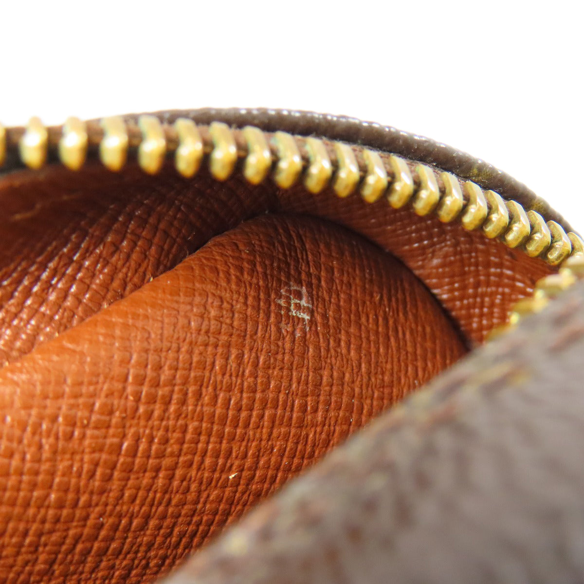 LOUIS VUITTON M45236 Amazon Shoulder Bag Monogram canvas Ladies [Used]