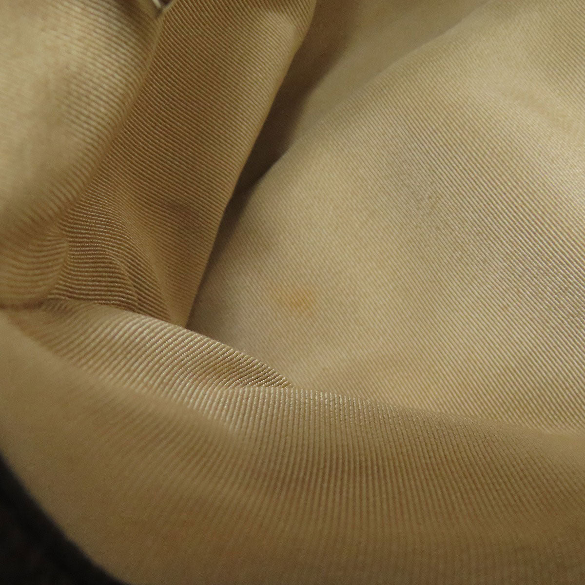 CHANEL Chain Bag Matelasse Silver Hardware Tote Bag Grained Calfskin Skin Ladies [Used]