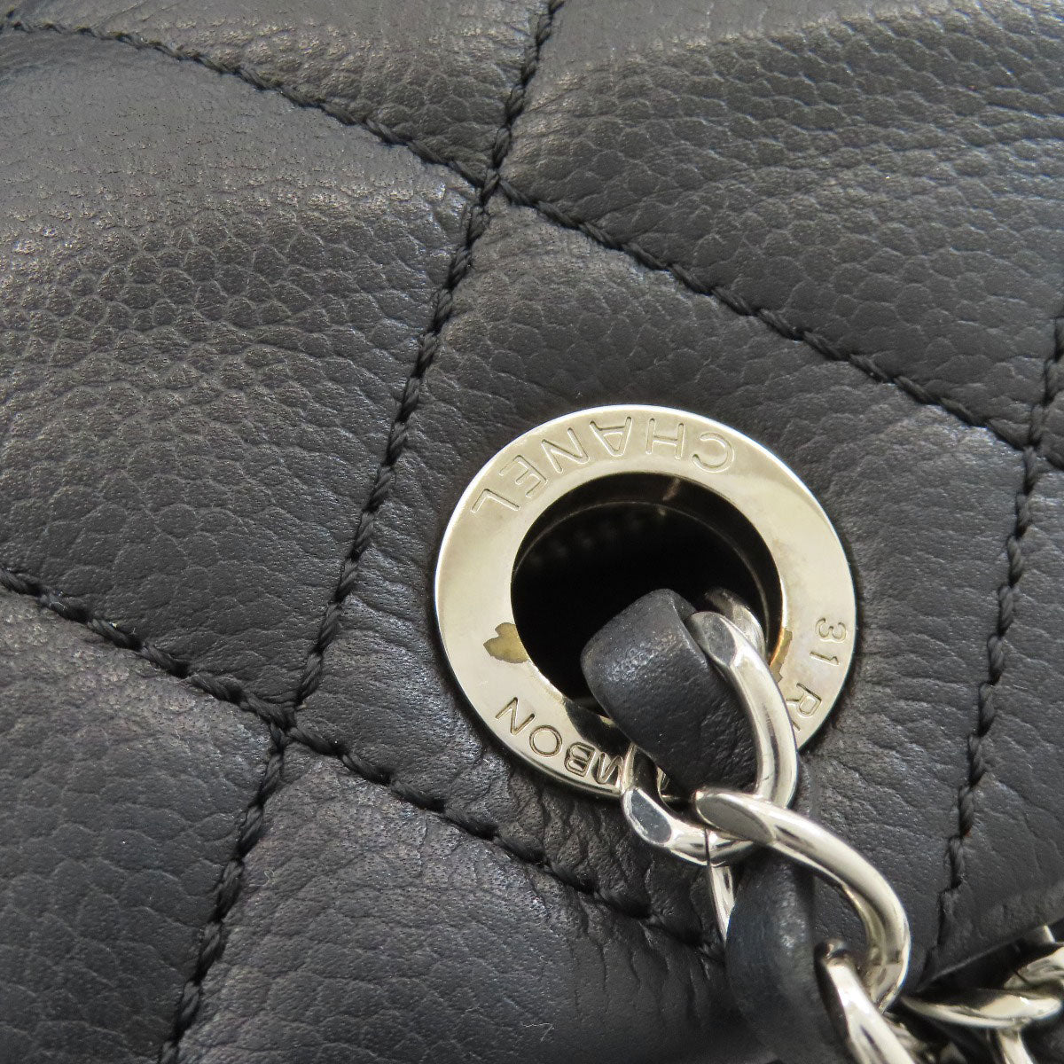 CHANEL Chain Bag Matelasse Silver Hardware Tote Bag Grained Calfskin Skin Ladies [Used]