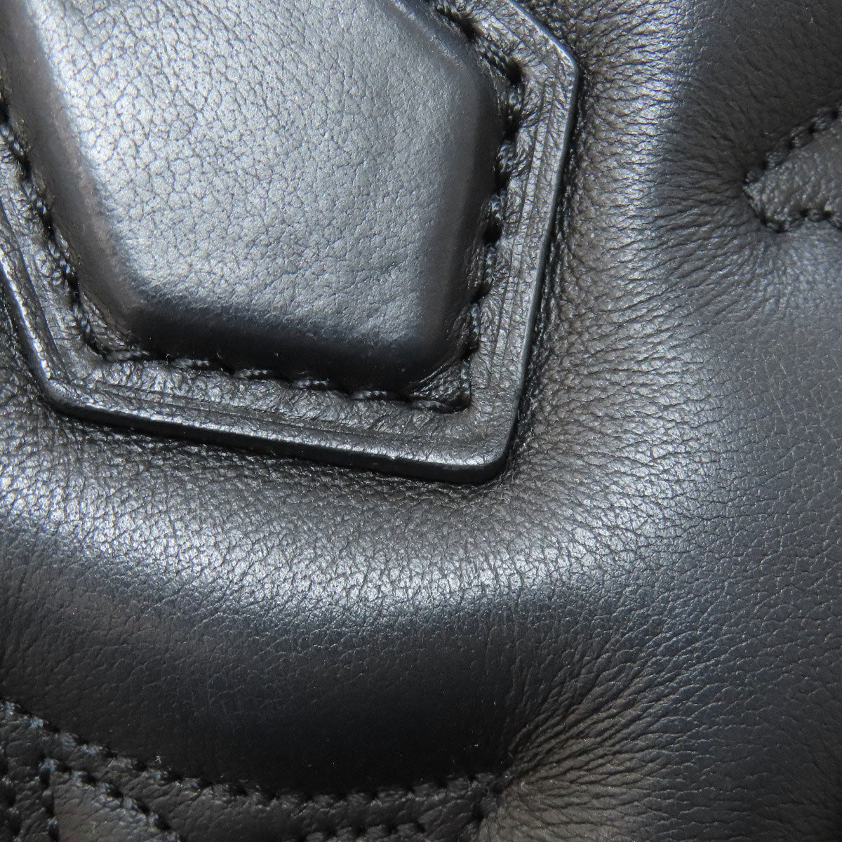 LOUIS VUITTON M59793 Alma Soft BB Bubblegram Handbag Calf Ladies [Used]