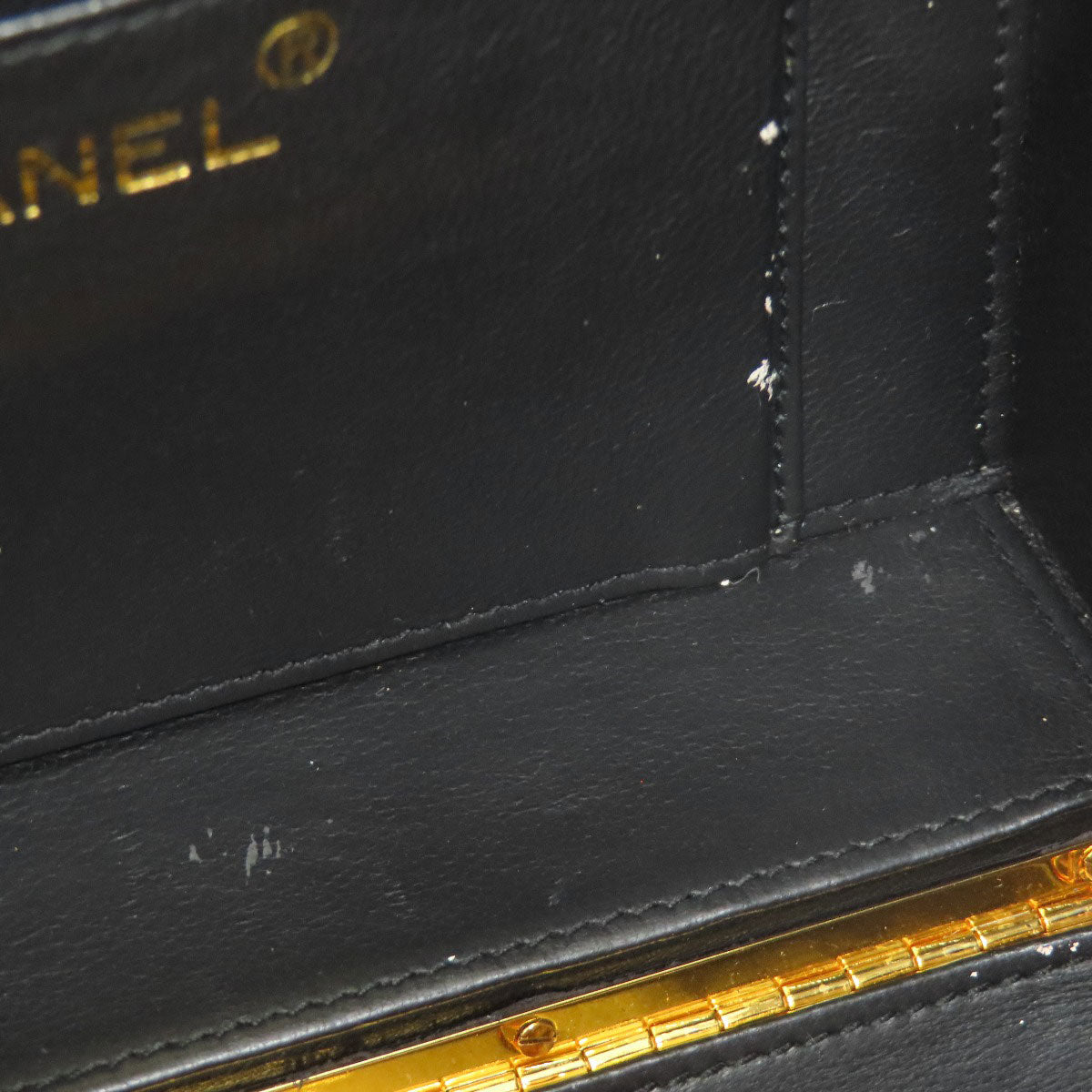 CHANEL COCO Mark V Stitch GoldHardware Shoulder Bag Lambskin Ladies [Used]