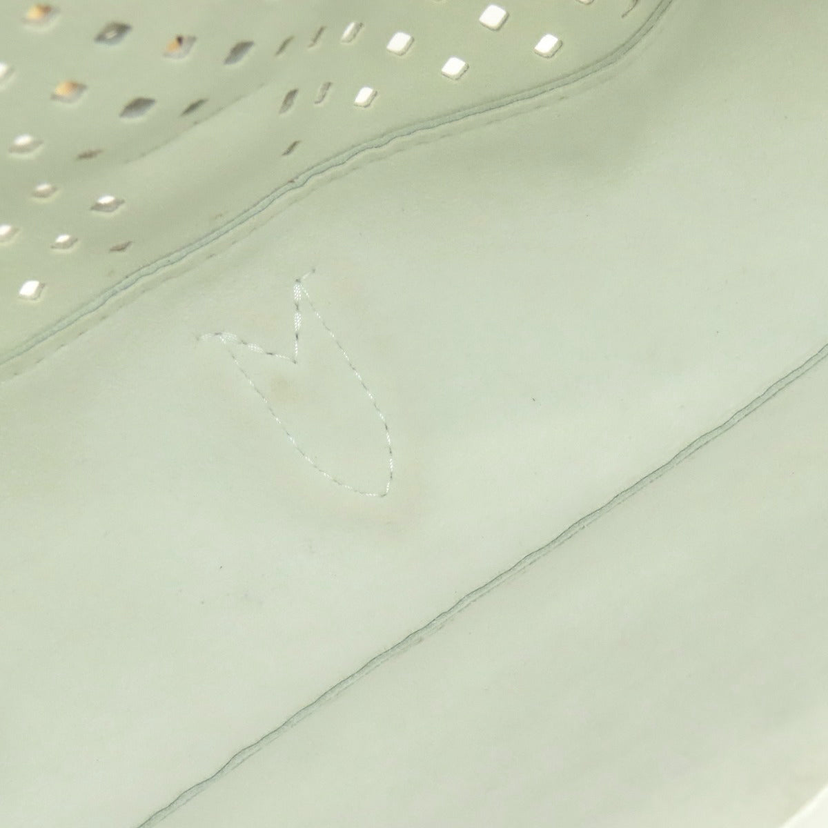 LOUIS VUITTON M93997 Saumur Perforated Perfo Shoulder Bag Calf Ladies [Used]