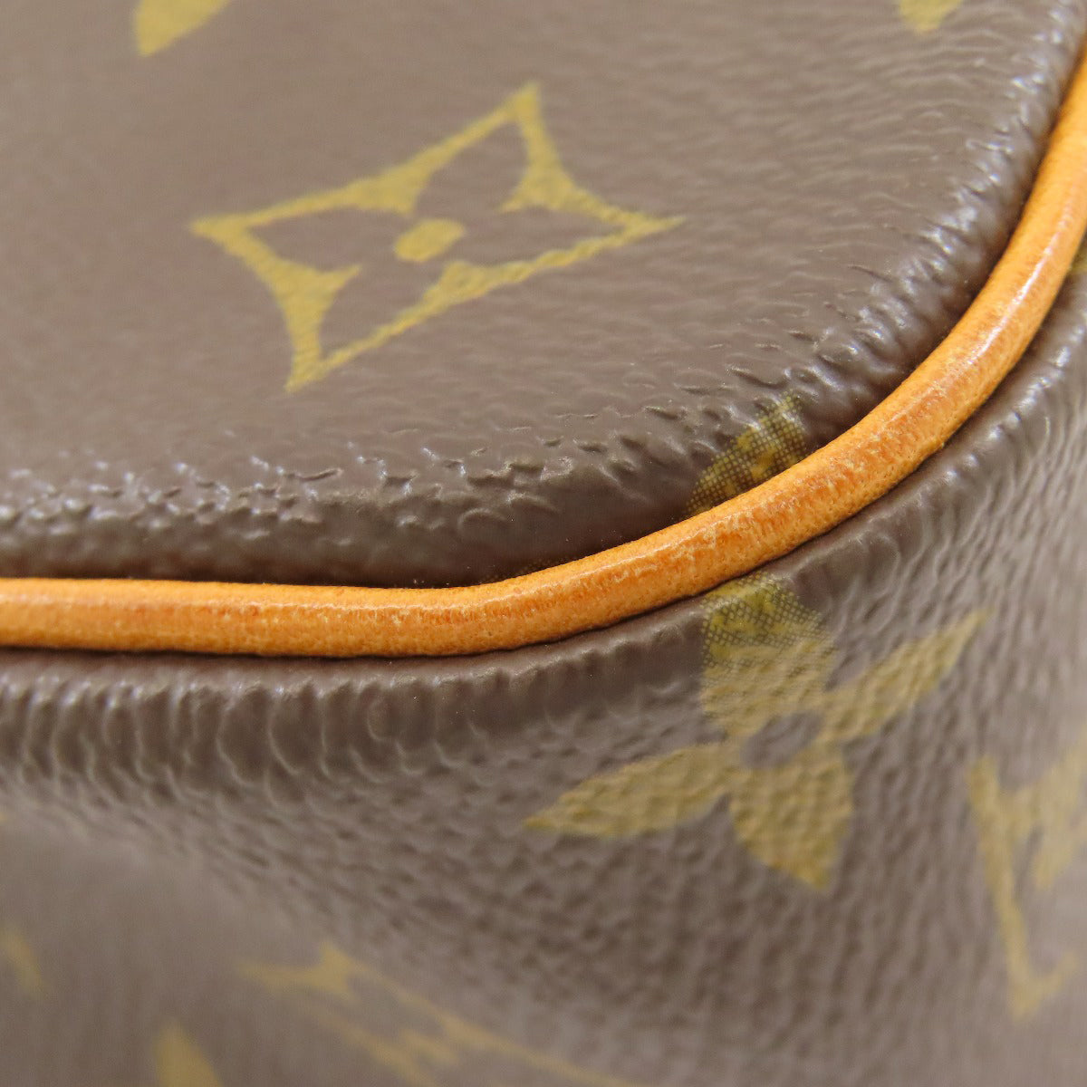 LOUIS VUITTON M51183 Pochette Cite Handbag Monogram canvas Ladies [Used]