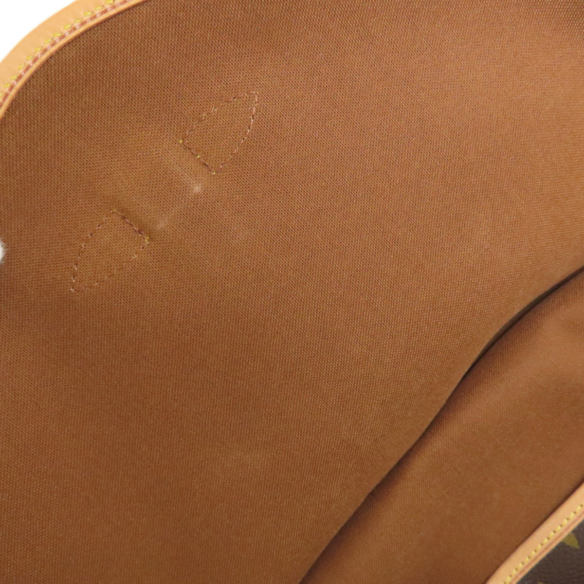 LOUIS VUITTON M42256 Saumur 30 Shoulder Bag Monogram canvas Ladies [Used]