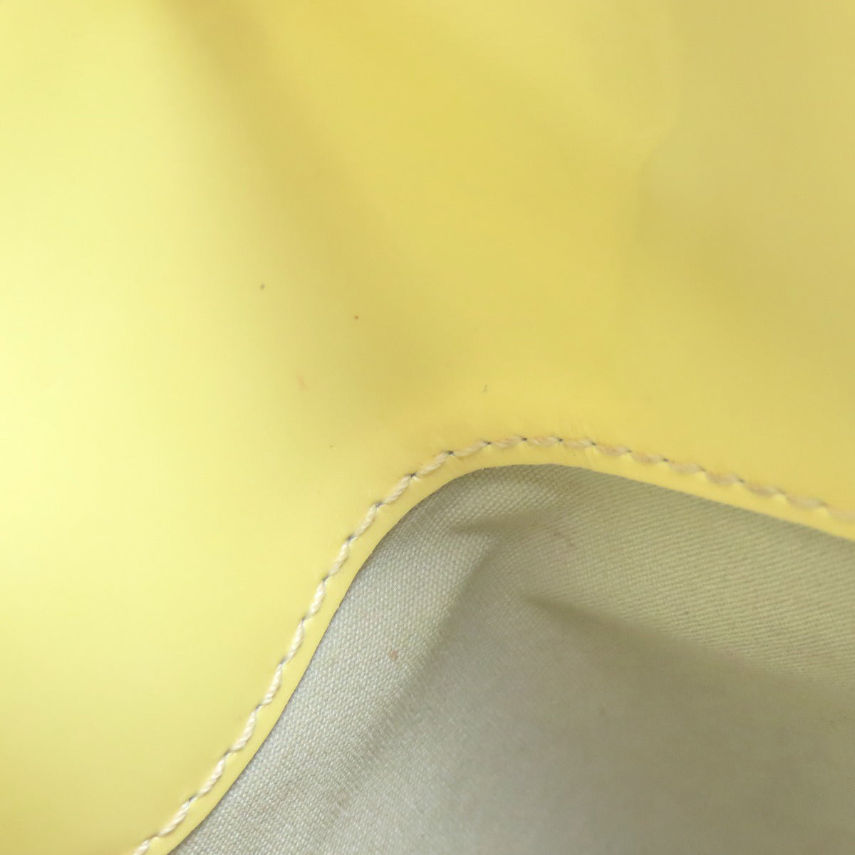 LOUIS VUITTON M91336 Lead PM Handbag Vernis Ladies [Used]