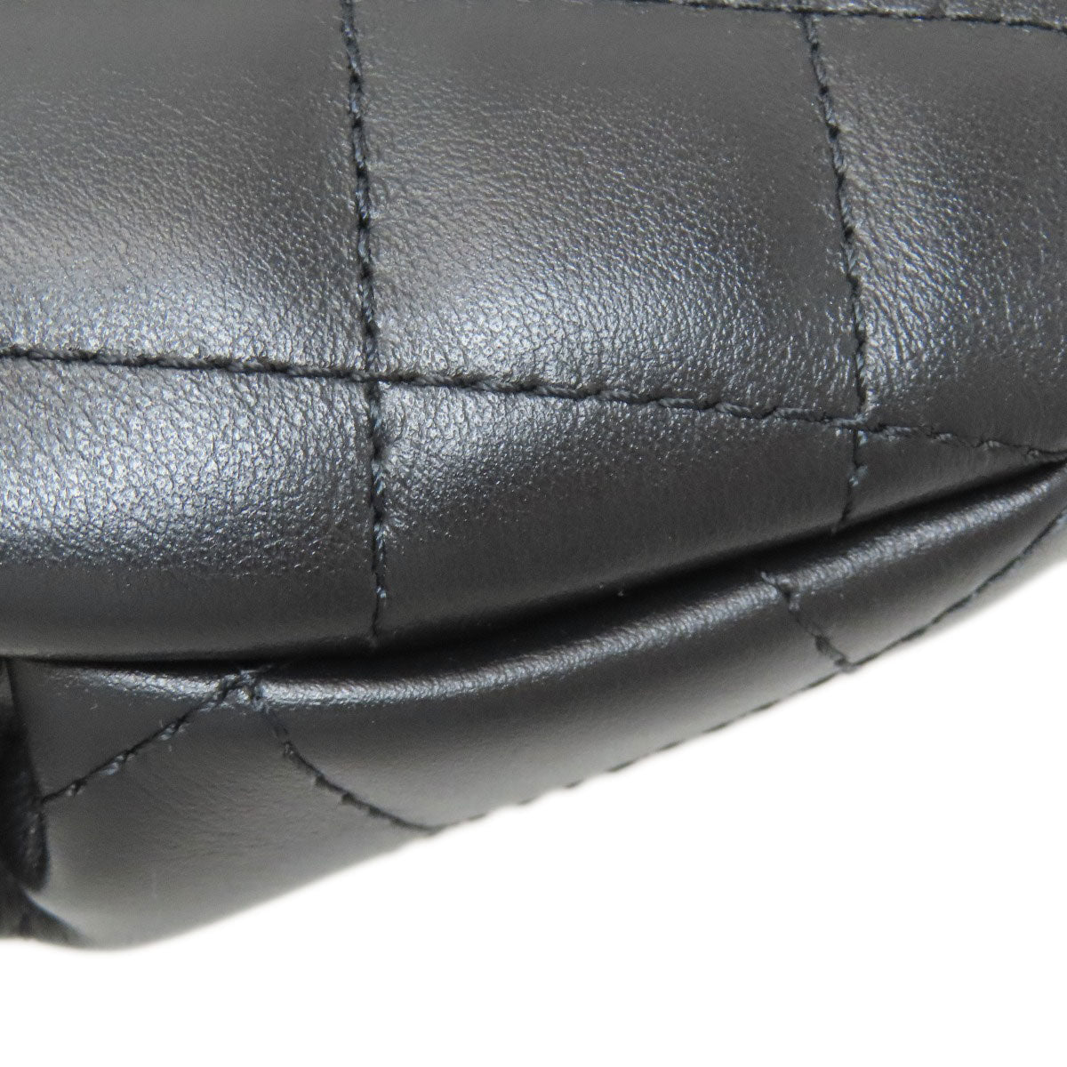 CHANEL Matelasse SilverHardware Hip bag, waist bag Lambskin Ladies [Used]