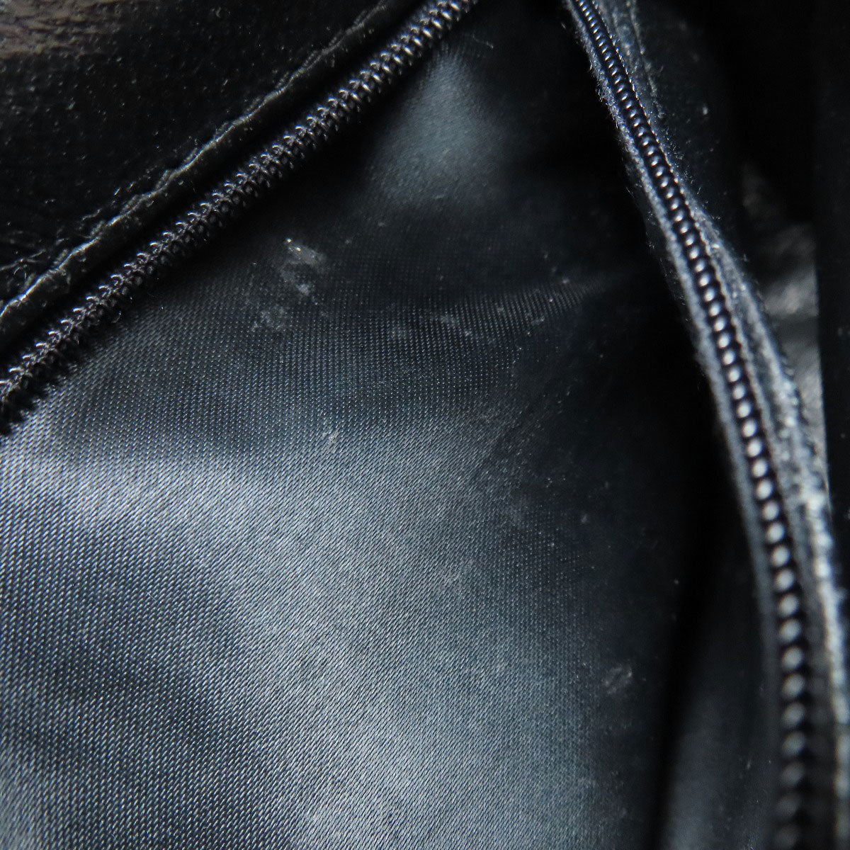 CHANEL ChainShoulder Matelasse GoldHardware Shoulder Bag Lambskin Ladies [Used]