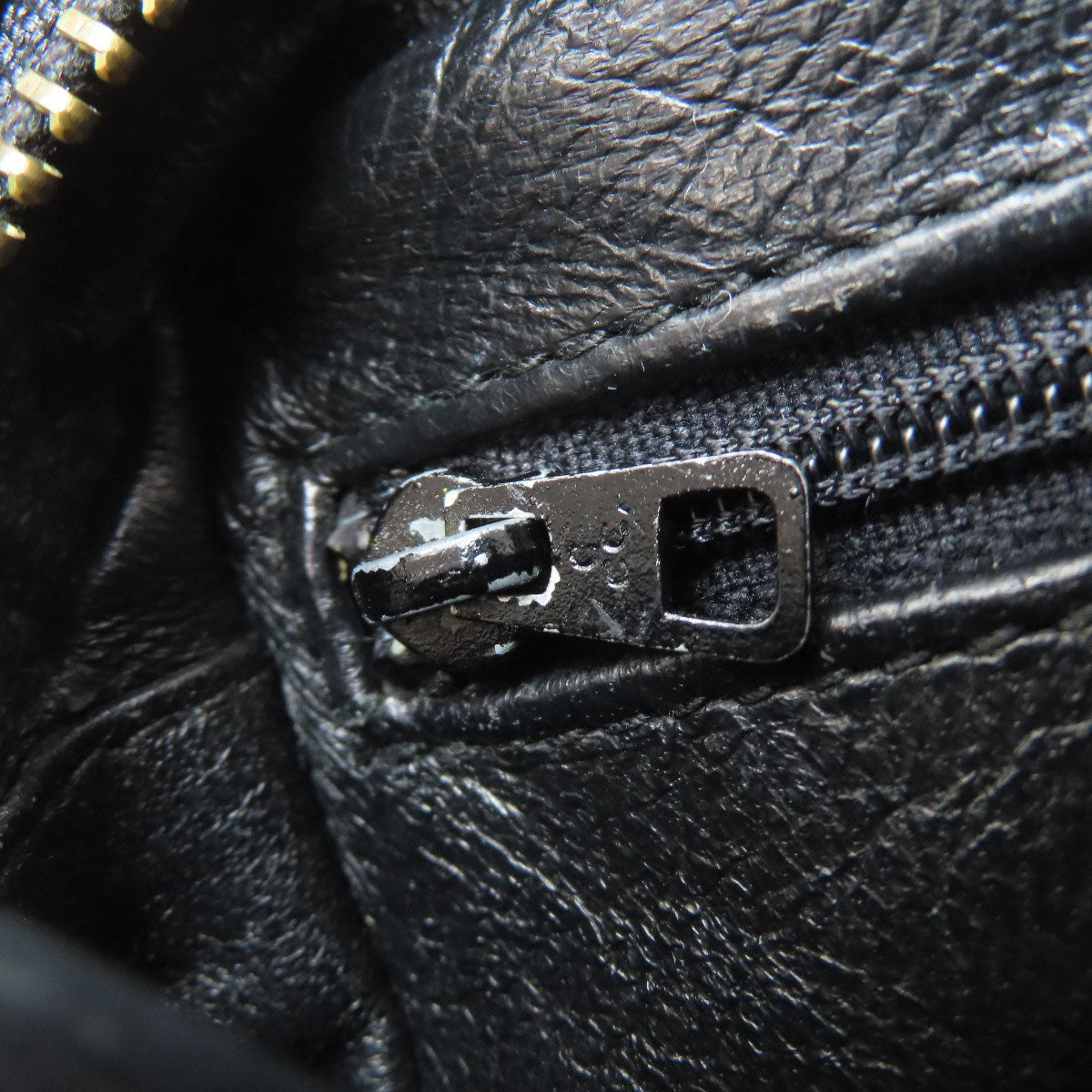 CHANEL ChainShoulder Matelasse GoldHardware Shoulder Bag Lambskin Ladies [Used]