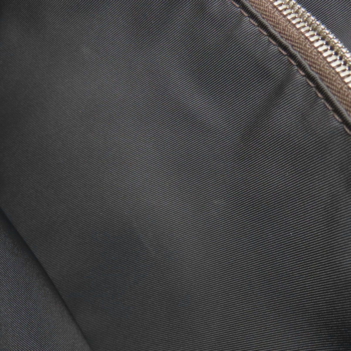 LOUIS VUITTON M41128 Acrobat body bag Damier Geant mens [Used]