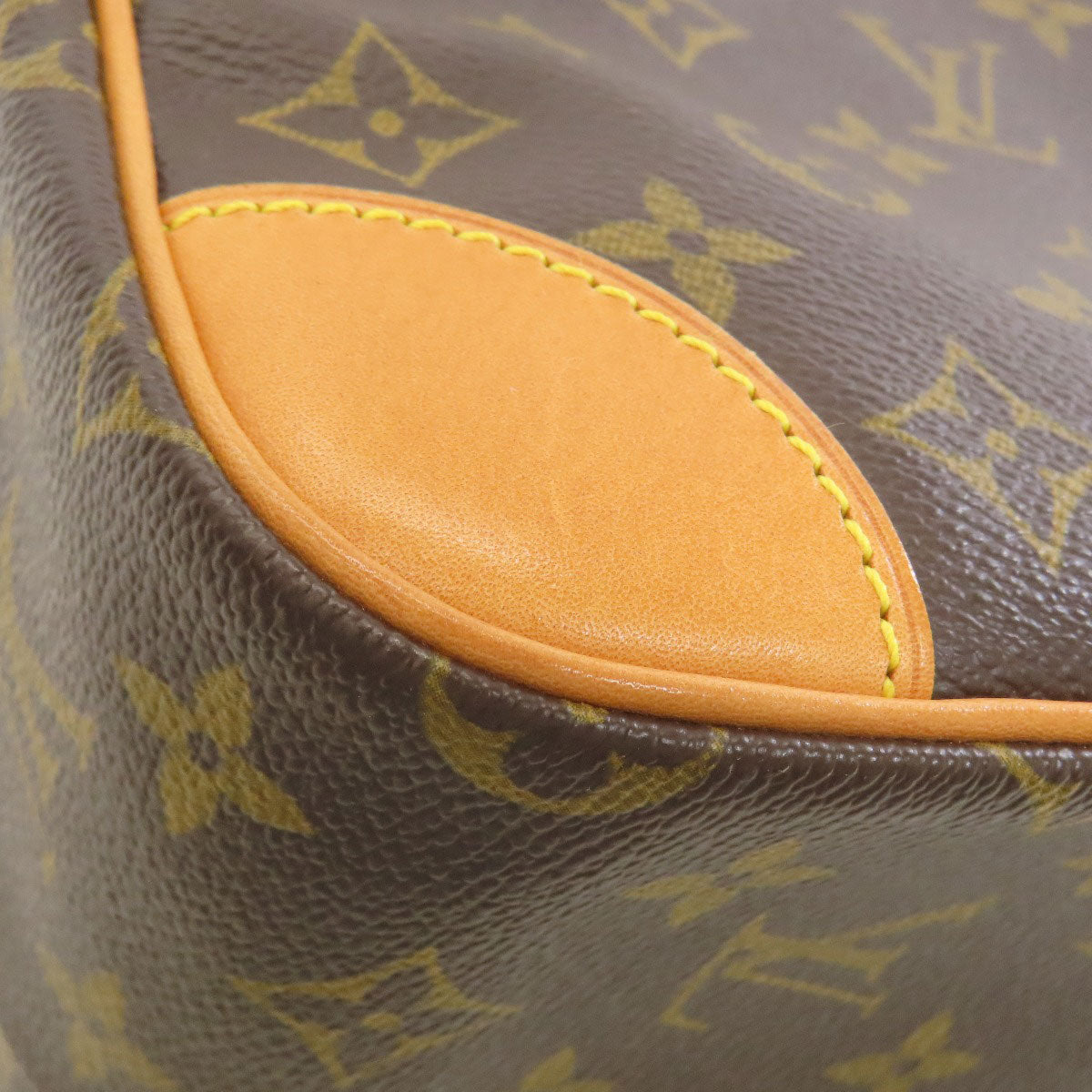 LOUIS VUITTON M45244 Nile Shoulder Bag Monogram canvas Ladies [Used]