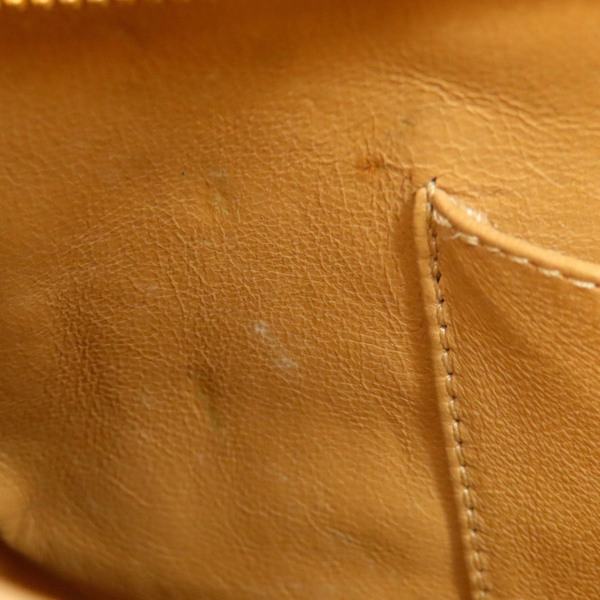 CHANEL Medallion GoldHardware Tote Bag Grained Calfskin Skin Ladies [Used]