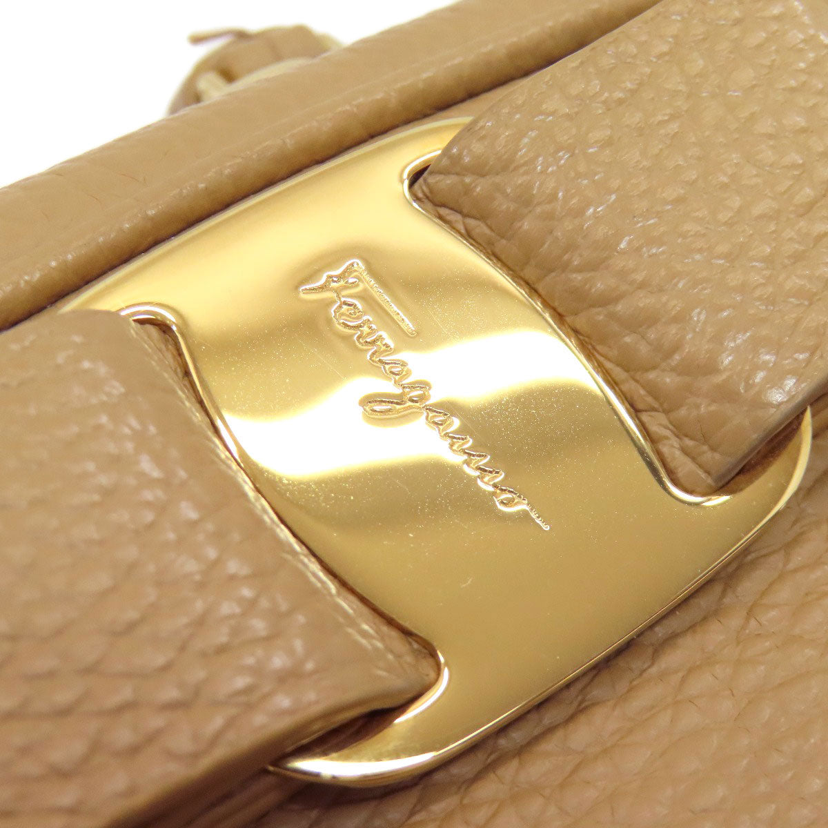 Salvatore Ferragamo Vara ribbon Shoulder Bag Leather Ladies [Used]
