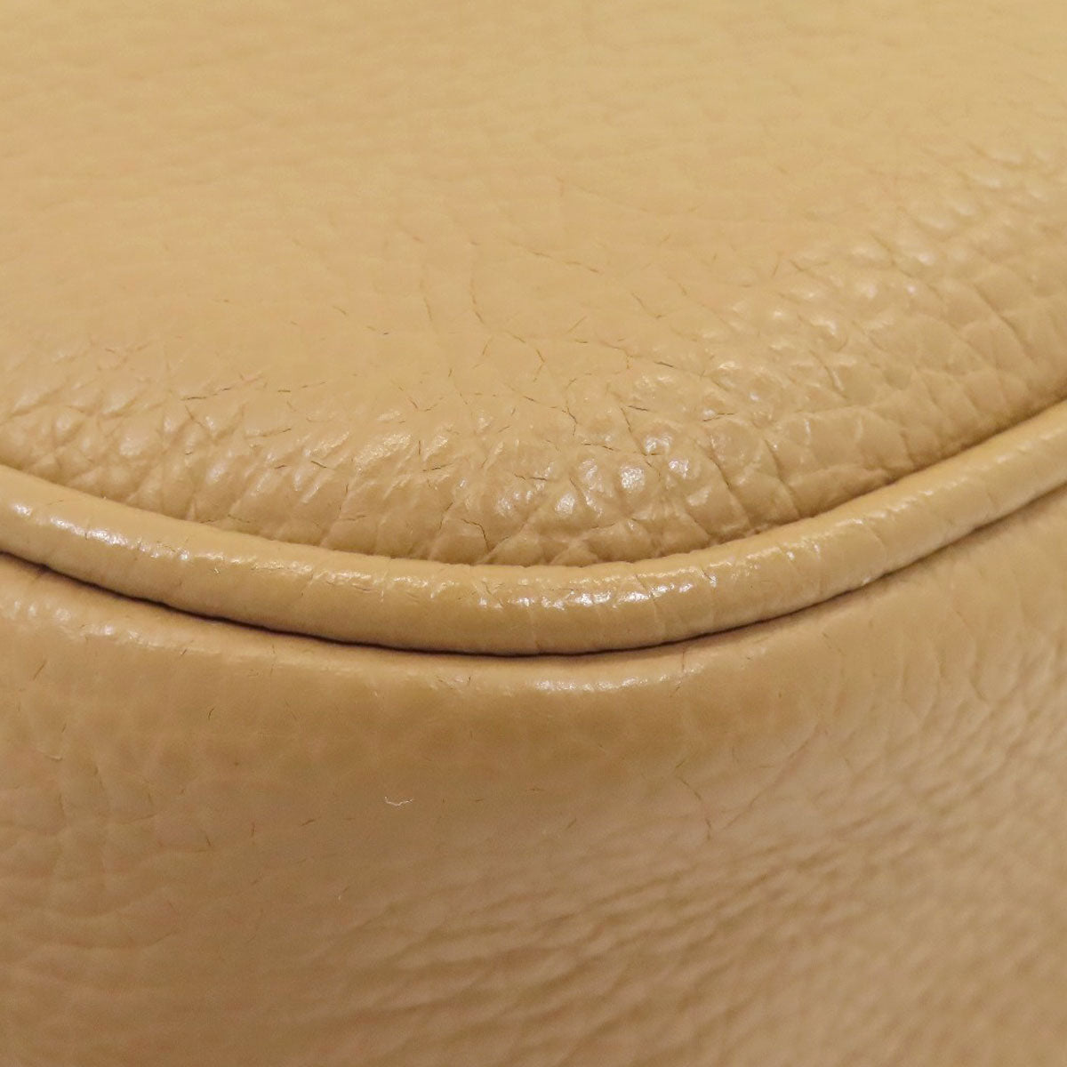 Salvatore Ferragamo Vara ribbon Shoulder Bag Leather Ladies [Used]