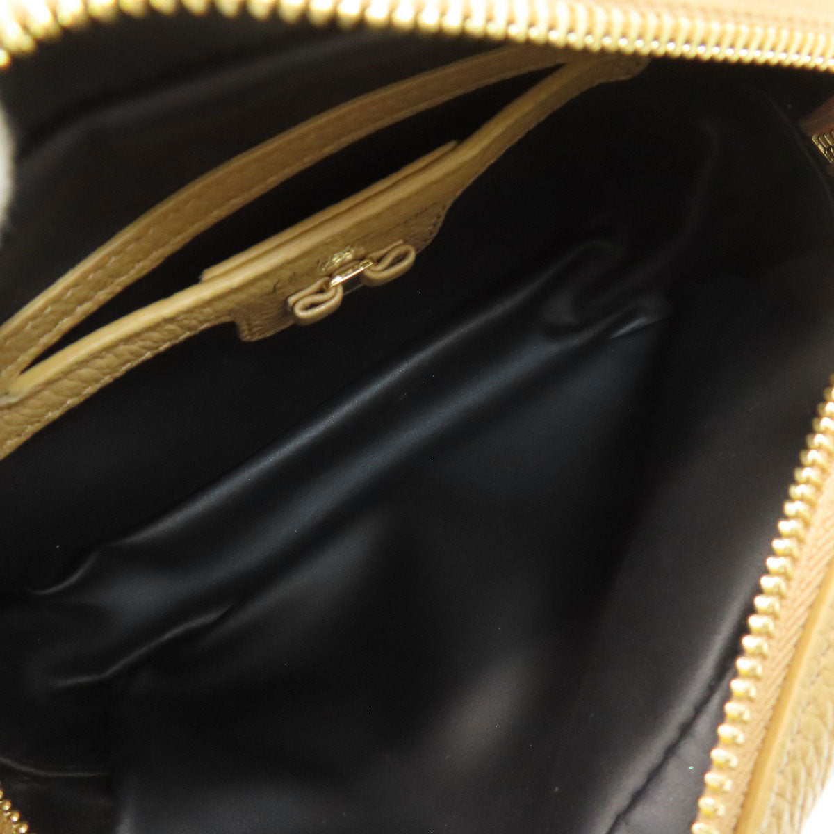 Salvatore Ferragamo Vara ribbon Shoulder Bag Leather Ladies [Used]