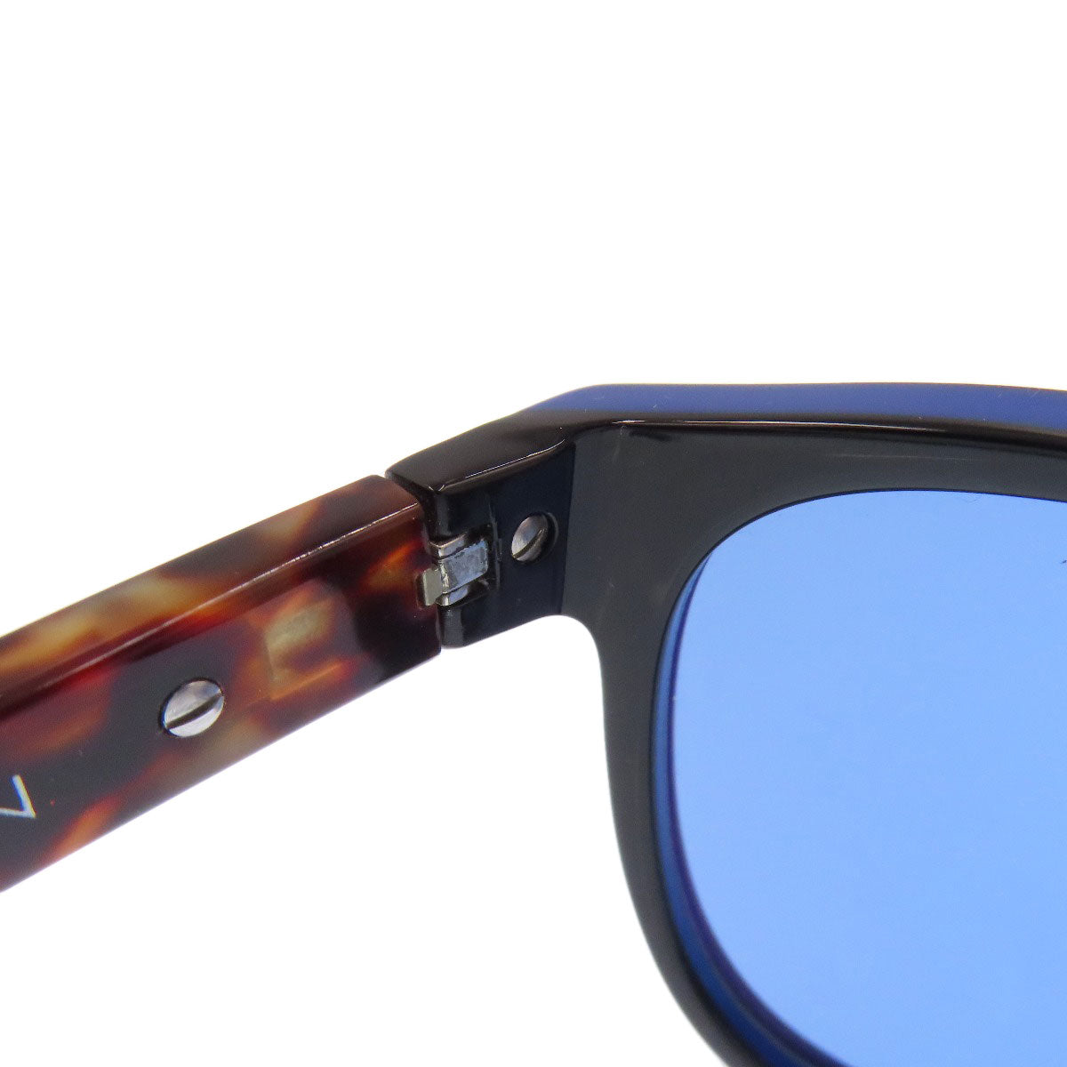 LOUIS VUITTON Z0792E Oliver sunglasses Plastic Ladies [Used]