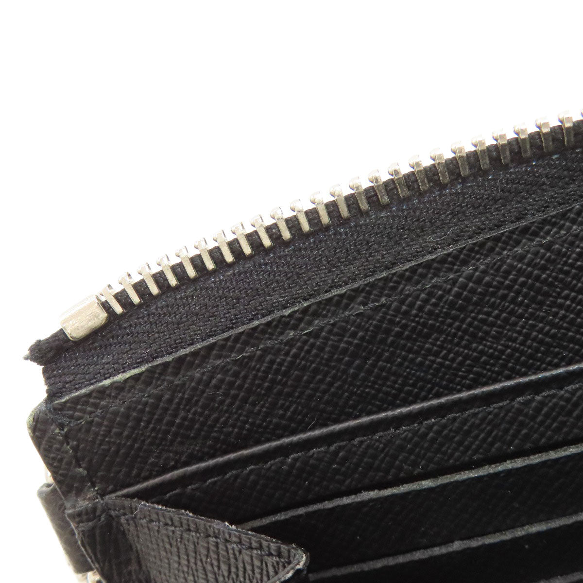 LOUIS VUITTON M69409 Zippy Dragonne Long wallet (with coin pocket) Taiga Ladies [Used]