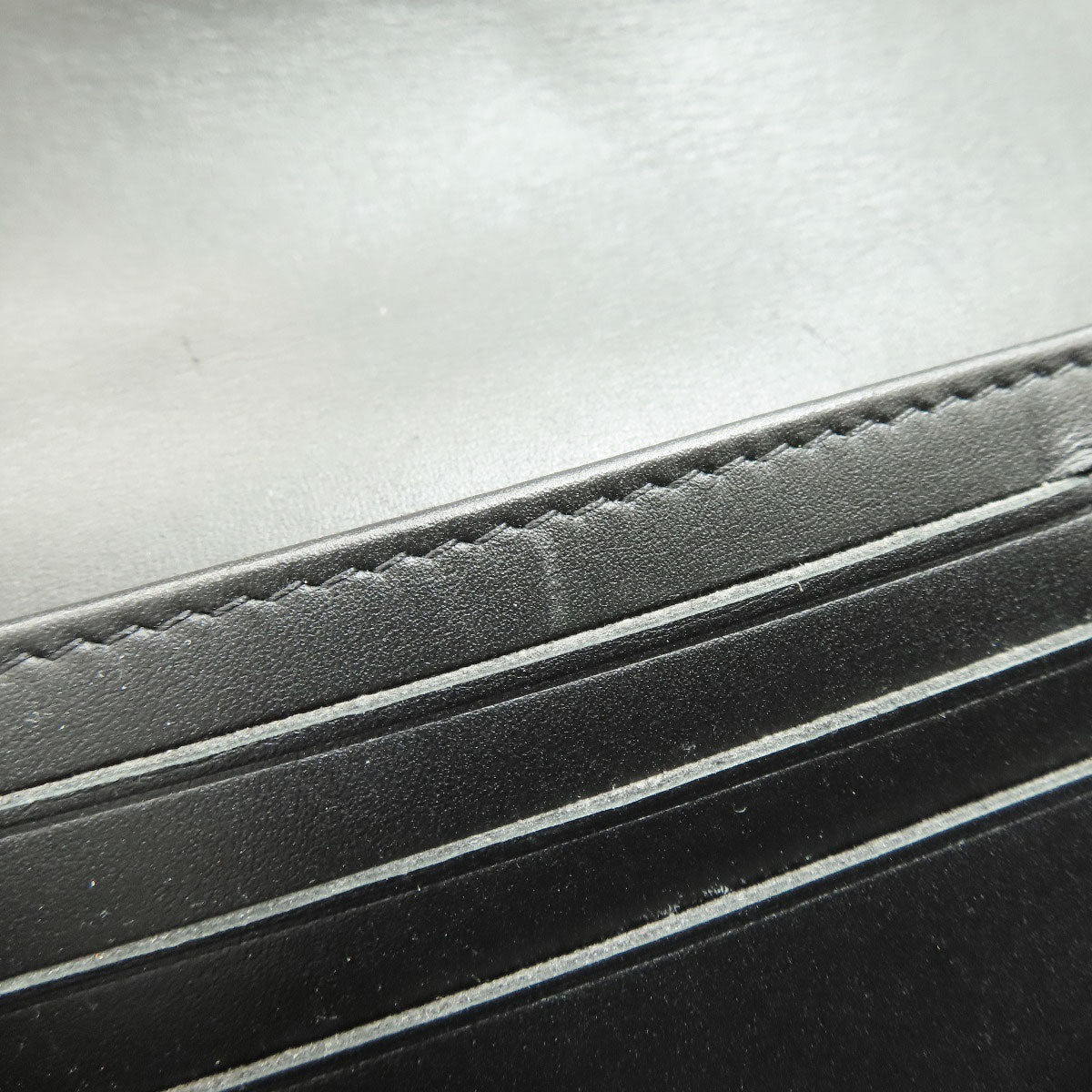 CHANEL Chevron Matelasse SilverHardware Long wallet (with coin pocket) Calf Ladies [Used]