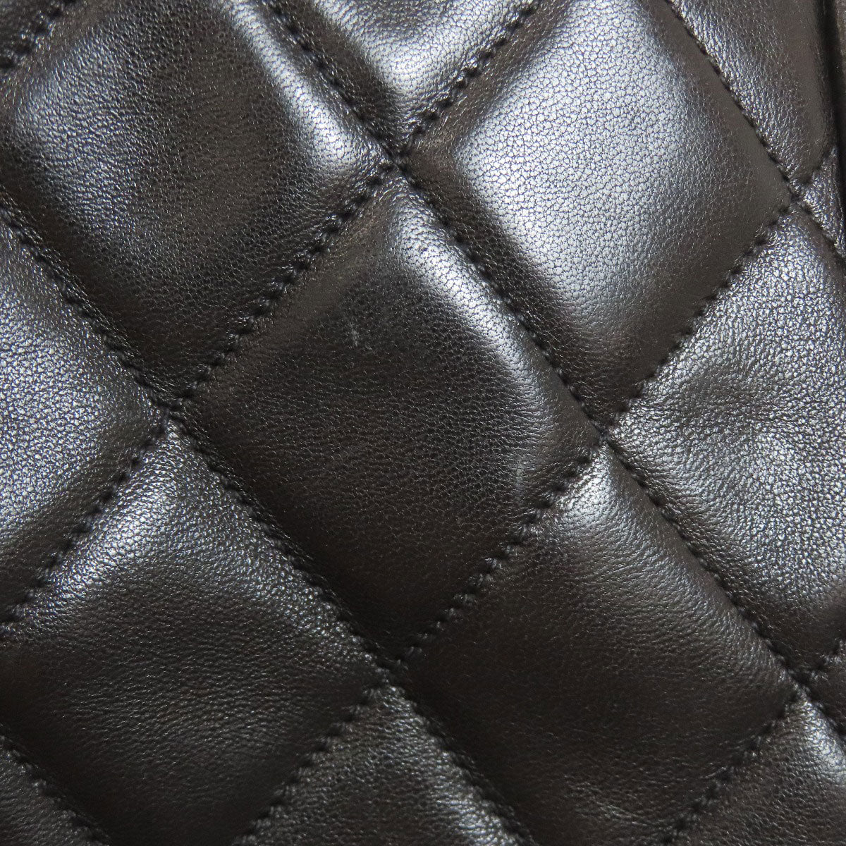 CHANEL Matelasse GoldHardware Tote Bag Lambskin Ladies [Used]