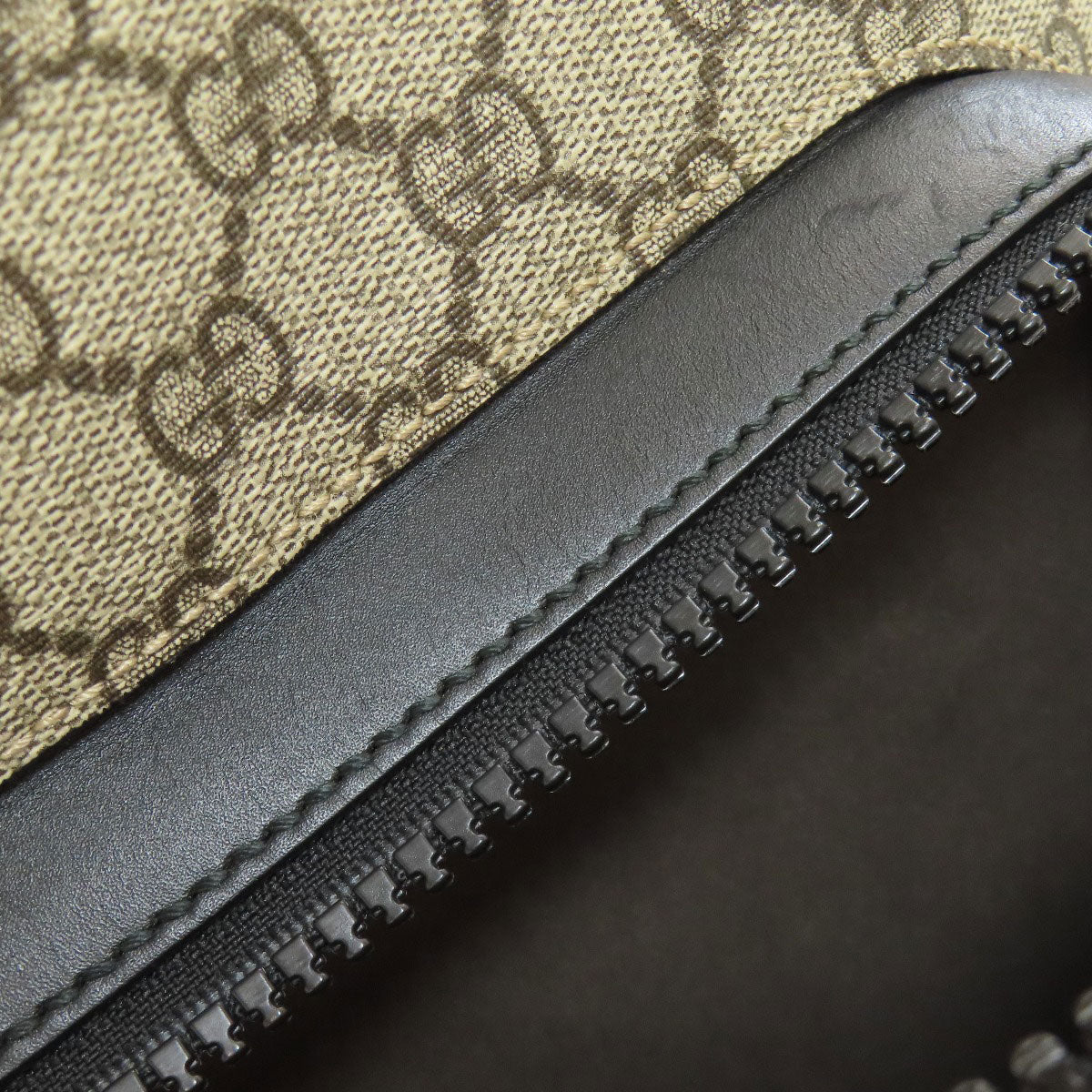 GUCCI 406370 GG Supreme Backpack Â· Daypack PVC Ladies [Used]