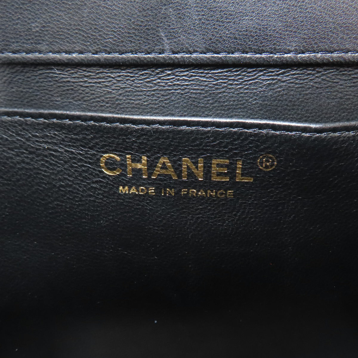 CHANEL ChainShoulder Matelasse GoldHardware Shoulder Bag Calf Ladies [Used]