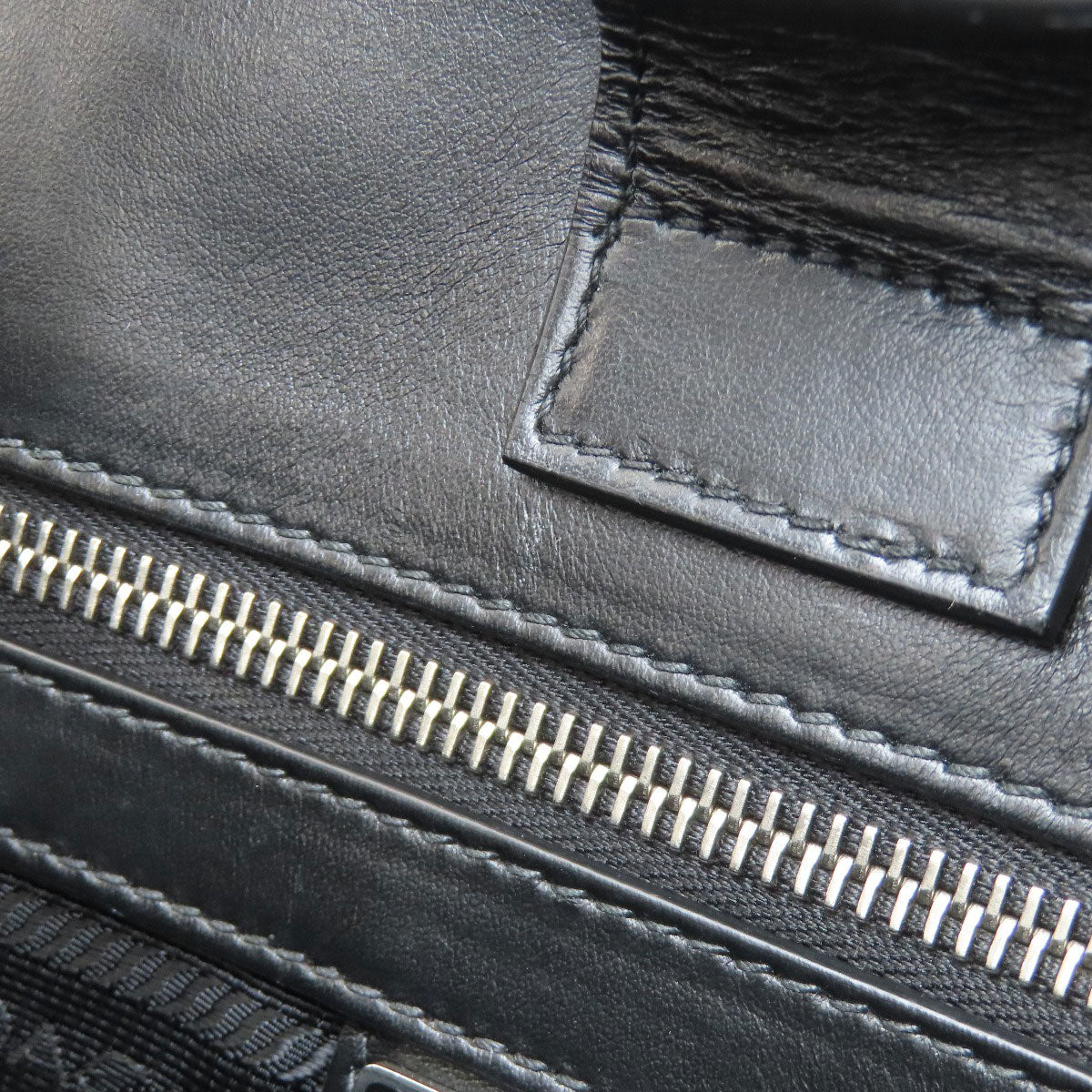 PRADA Logo Hardware Tote Bag Safiano Ladies [Used]