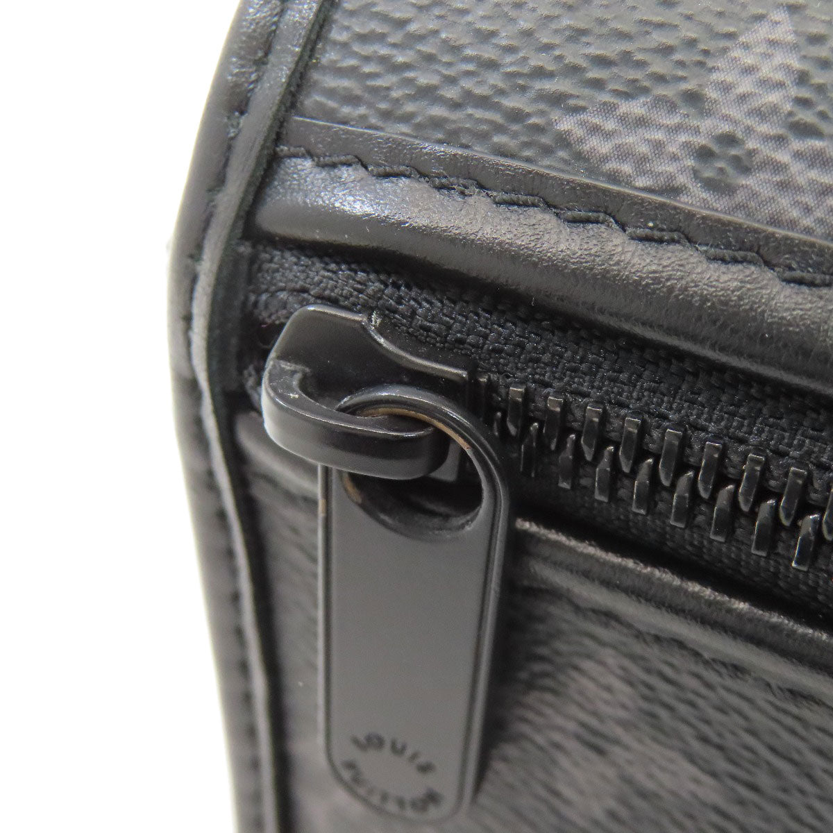 LOUIS VUITTON M12599 Bosphore Wallet Shoulder Bag Monogram Eclipse mens [Used]