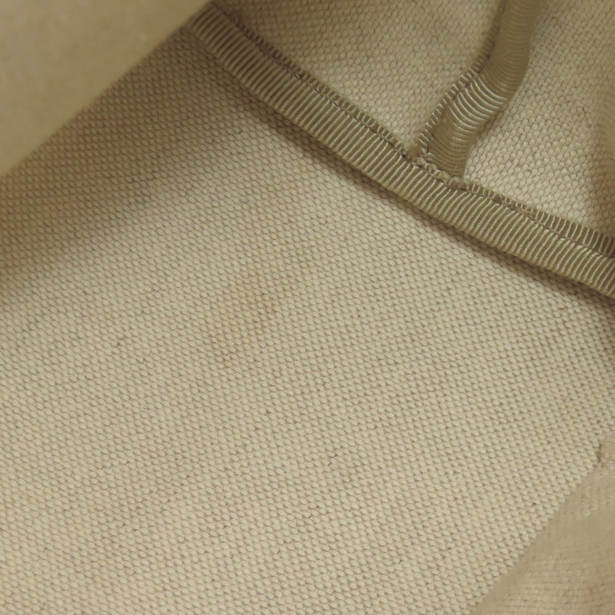 GUCCI 211137 GG Supreme Tote Bag PVC Ladies [Used]