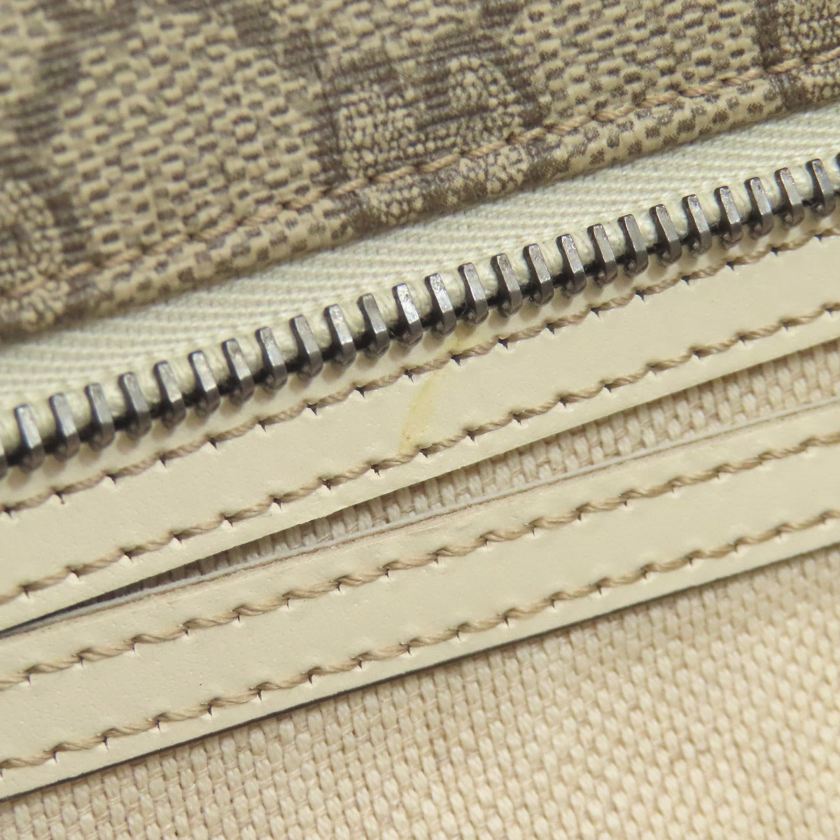 GUCCI 211137 GG Supreme Tote Bag PVC Ladies [Used]