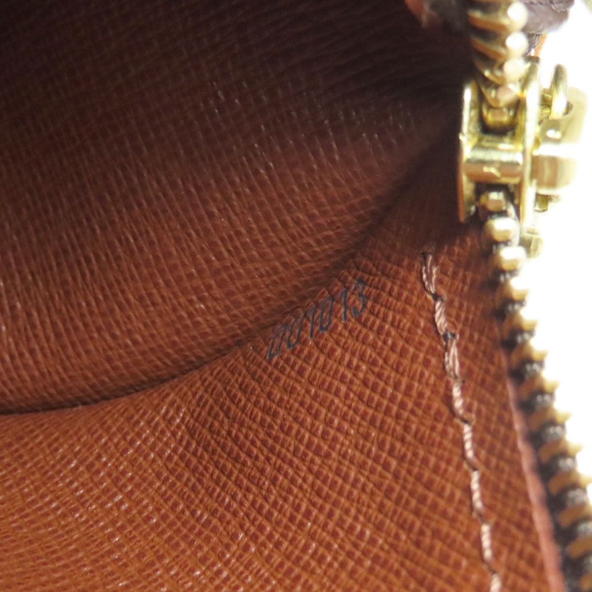 LOUIS VUITTON M51386 Papillon 26 Handbag Monogram canvas Ladies [Used]