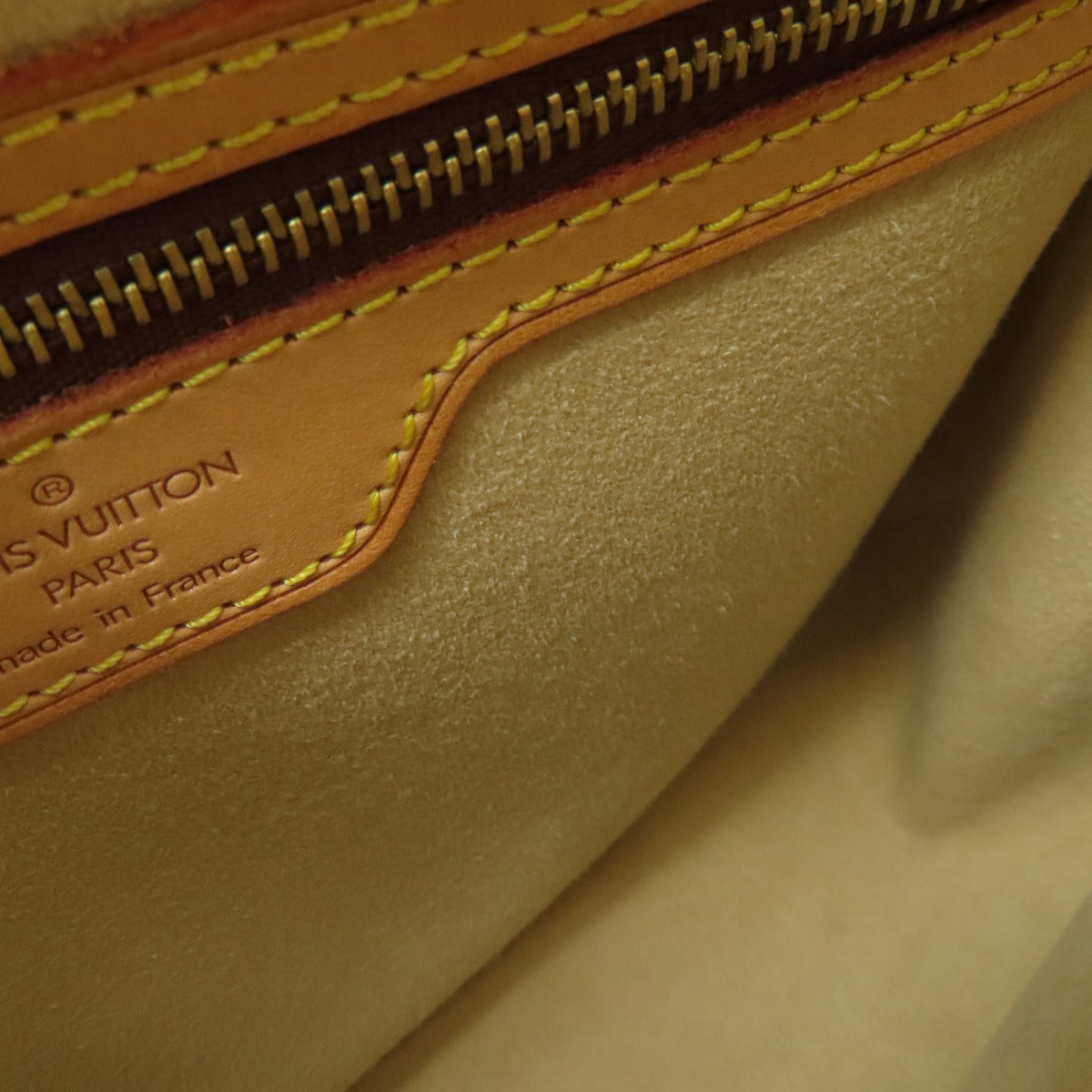 ルイヴィトン M51146 ルーピングMM ショルダーバッグ モノグラムキャンバス レディース 【中古】【LOUIS VUITTON】