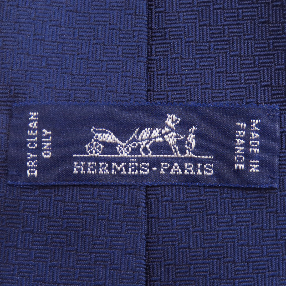 HERMES Dot pattern tie Silk mens [Used]