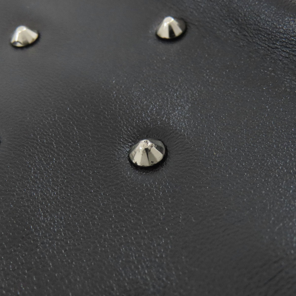 ミュウミュウ スタッズ ショルダーバッグ カーフ レディース 【中古】【MIUMIU】