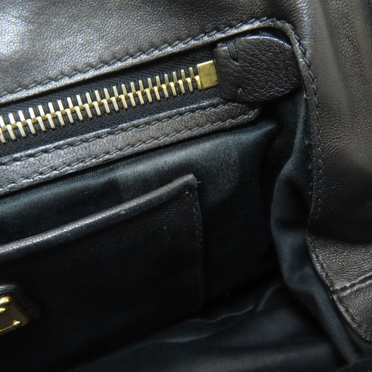 ミュウミュウ マテラッセ 2WAY ハンドバッグ レザー レディース 【中古】【MIUMIU】