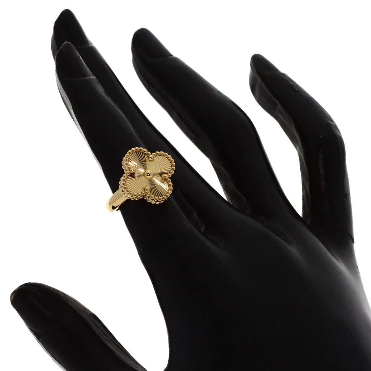 Van Cleef & Arpels Alhambra Guilloche #46 Necklace K18 Yellow Gold Ladies [Used]