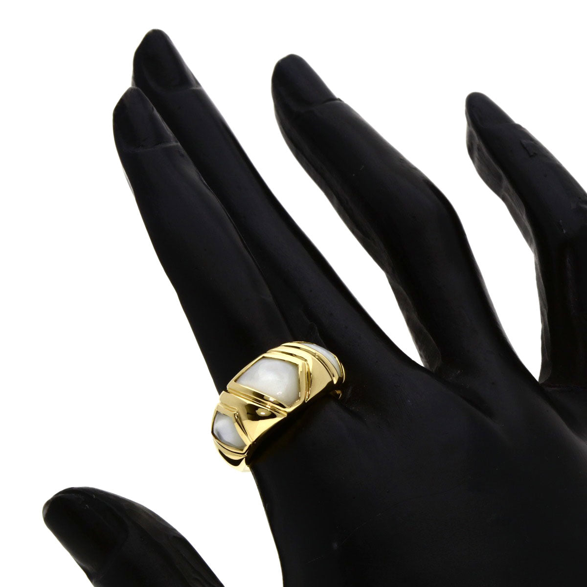 BVLGARI White shell Ring K18 Yellow Gold Ladies [Used]
