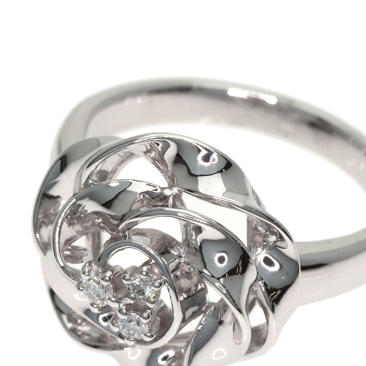 TASAKI Flower motif Diamond Ring K18 White Gold Ladies [Used]