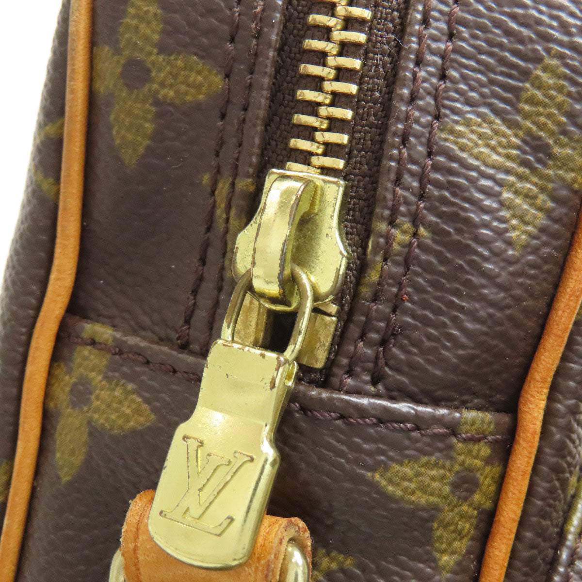 ルイヴィトン M45236 アマゾン ショルダーバッグ モノグラムキャンバス レディース 【中古】【LOUIS VUITTON】