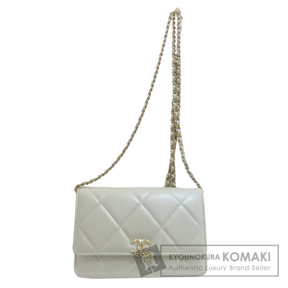 CHANEL ChainShoulder Matelasse GoldHardware Shoulder Bag Lambskin Ladies [Used]