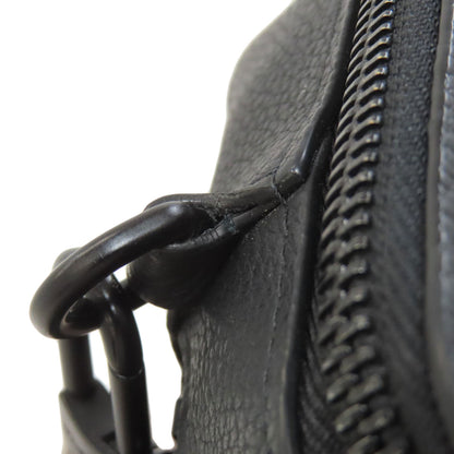 LOUIS VUITTON M59161 Alpha Wearable Wallet Aerogram Shoulder Bag Taurillon Clemence mens [Used]