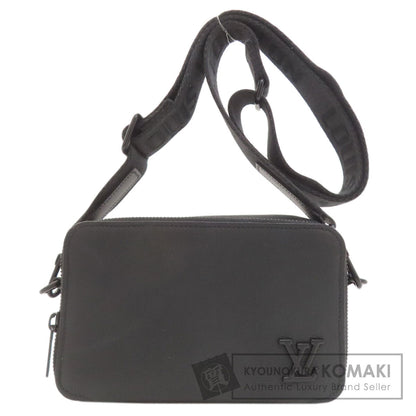 LOUIS VUITTON M59161 Alpha Wearable Wallet Aerogram Shoulder Bag Taurillon Clemence mens [Used]