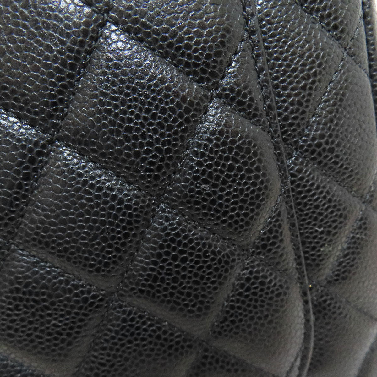 CHANEL Matelasse SilverHardware Tote Bag Grained Calfskin Skin Ladies [Used]