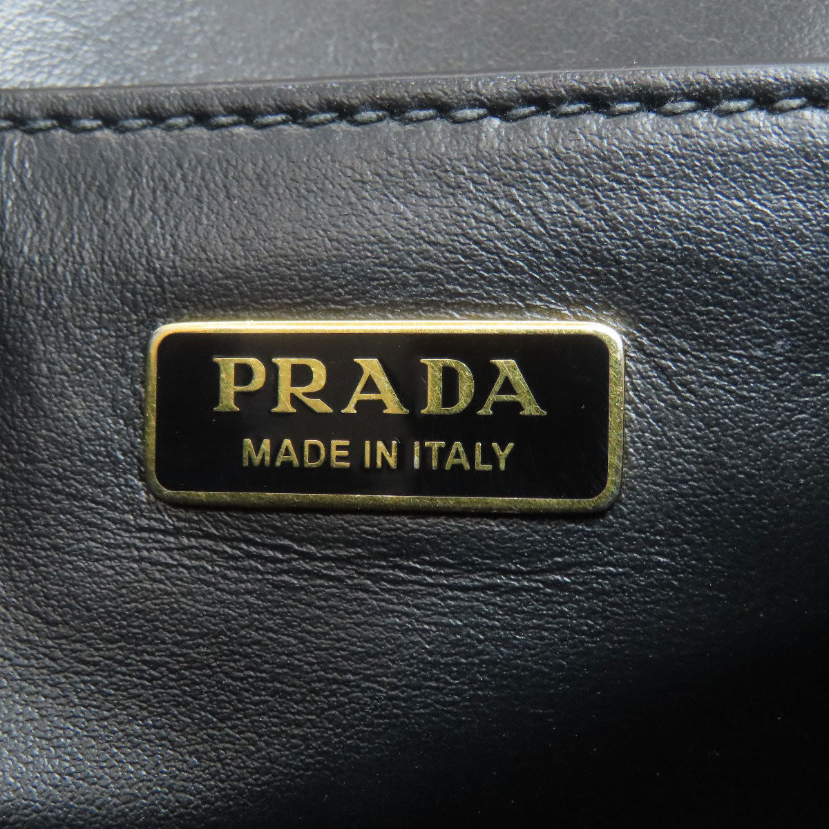 PRADA Logo Hardware Shoulder Bag Safiano Ladies [Used]