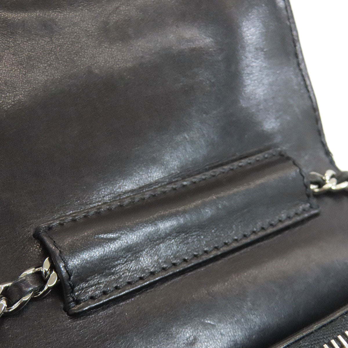 CHANEL ChainShoulder Matelasse SilverHardware Shoulder Bag Lambskin Ladies [Used]