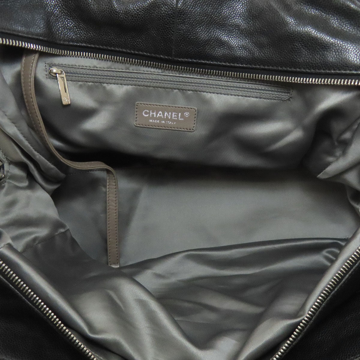 CHANEL Matelasse SilverHardware Tote Bag Grained Calfskin Skin Ladies [Used]
