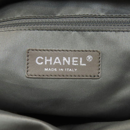 CHANEL Matelasse SilverHardware Tote Bag Grained Calfskin Skin Ladies [Used]