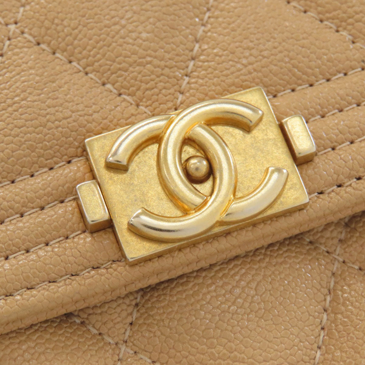 CHANEL A84385 Boy Chanel GoldHardware Bifold Wallet with Coin Pocket Grained Calfskin Skin Ladies [Used]